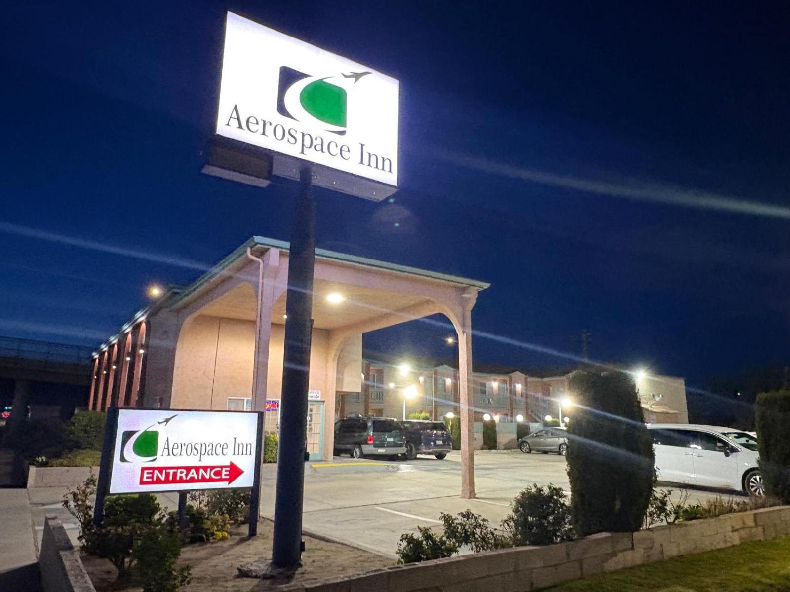 מוהאבי Aerospace Inn מראה חיצוני תמונה